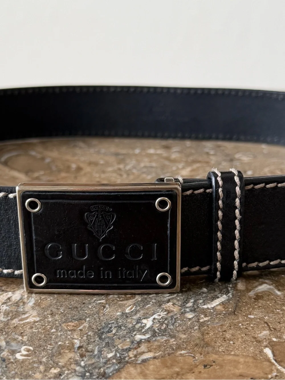 Gucci Rare Black belt with contrast stitching - Picture 2 of 8